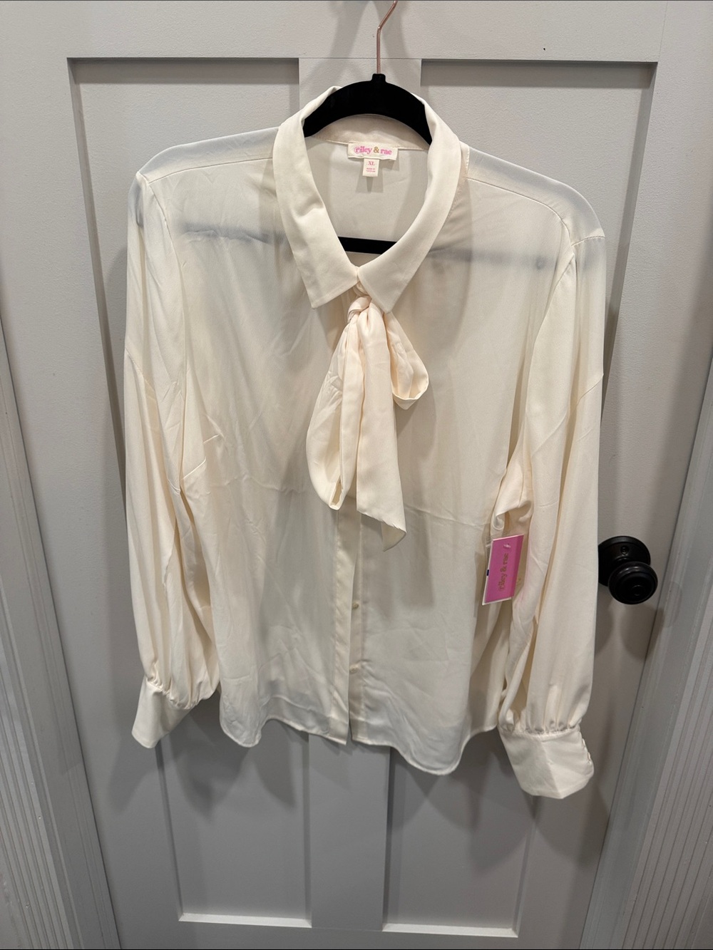 Riley & Rae Cream Tie-Neck Blouse